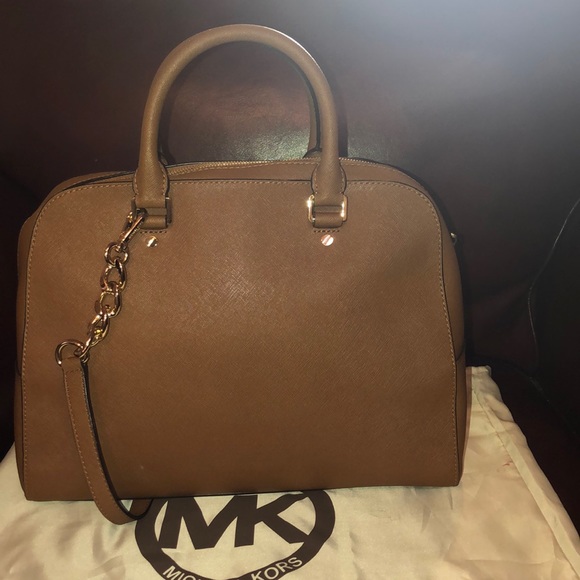 Michael Kors Handbag with crossbody strap - Picture 4 of 7